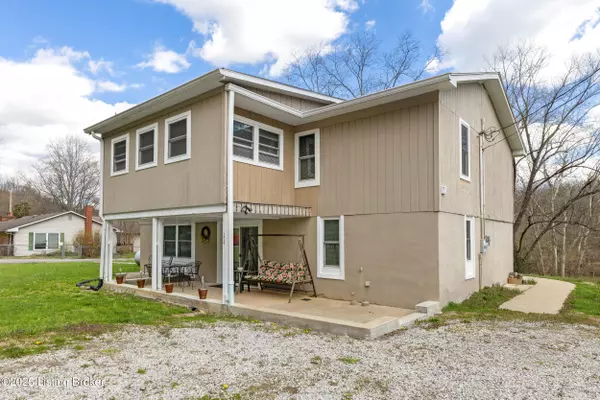 270 River Valley Rd, Frankfort, KY 40601