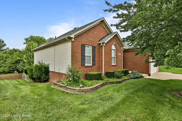 Shelbyville, KY 40065,2224 Sunrise Cir