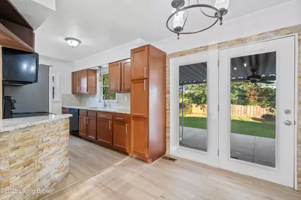 Louisville, KY 40216,4317 Charlotte Ann Dr