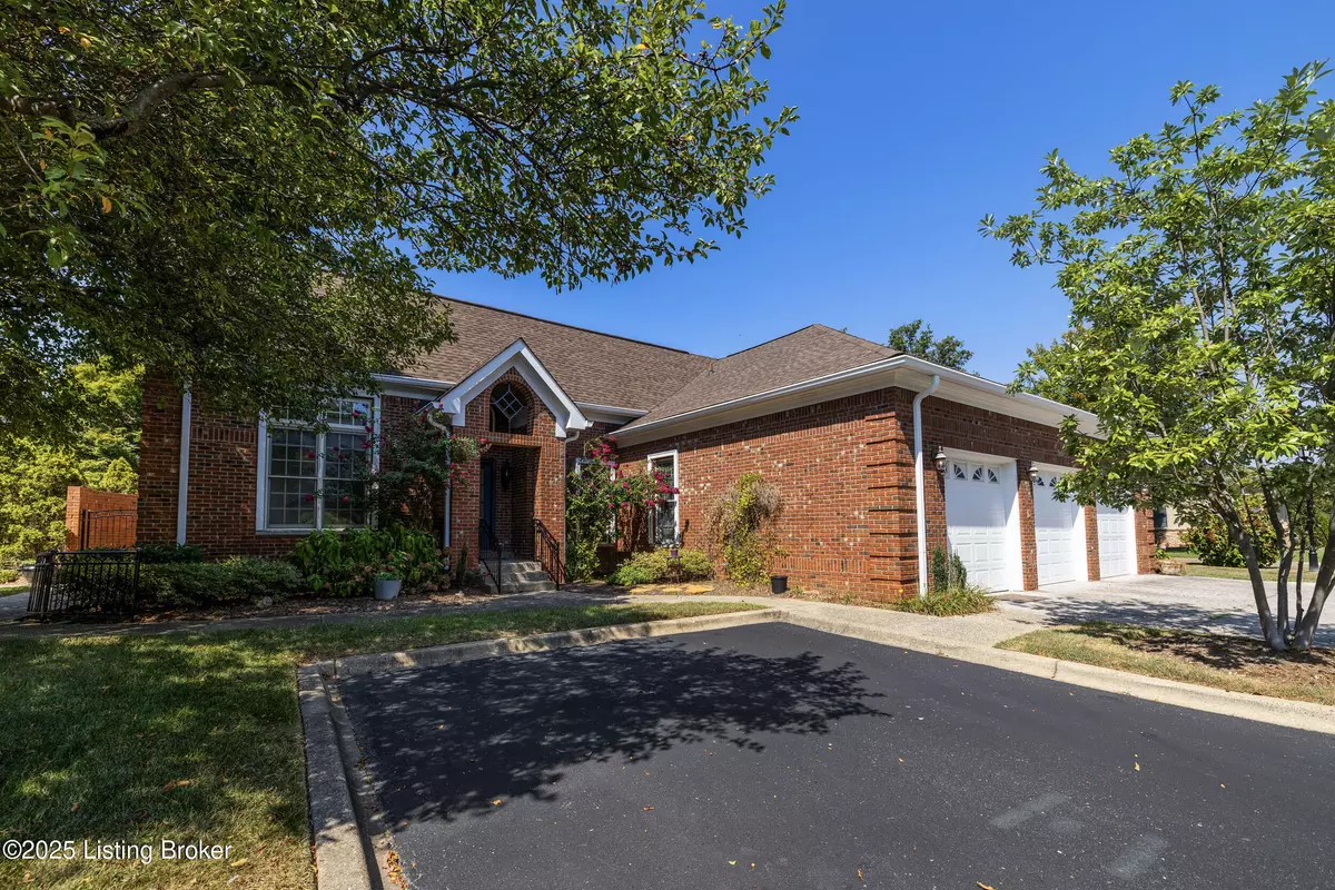 Louisville, KY 40222,2617 Alia Cir