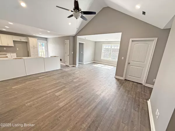 Shepherdsville, KY 40165,129B Lanai Dr