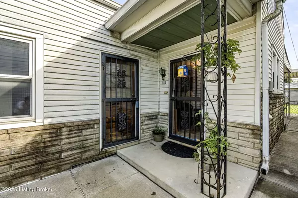 Louisville, KY 40217,1127 Lydia St