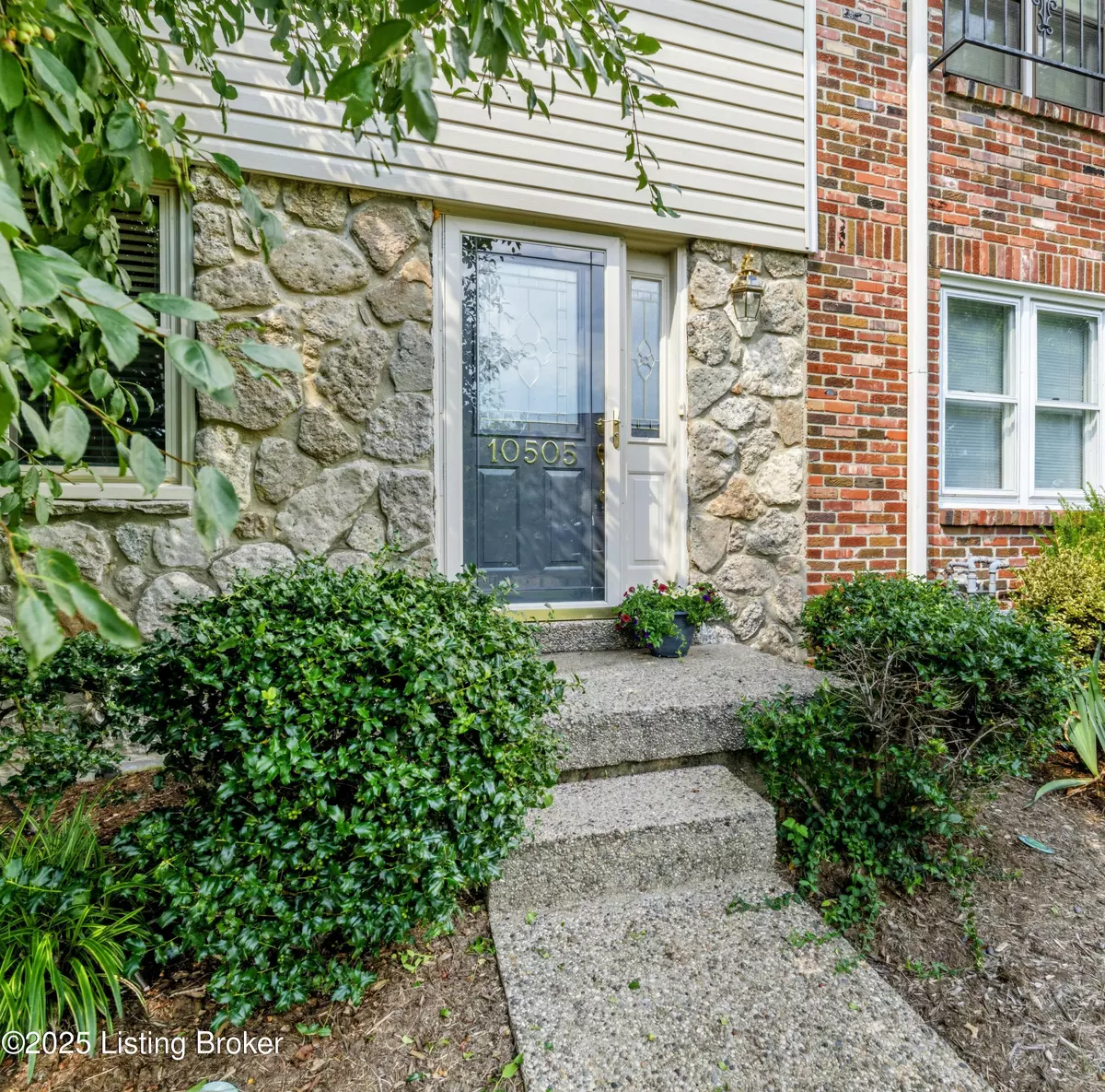Louisville, KY 40223,10505 Kovats Ct