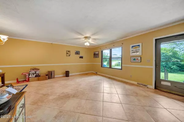 Elizabethtown, KY 42701,809 Clifford Dr