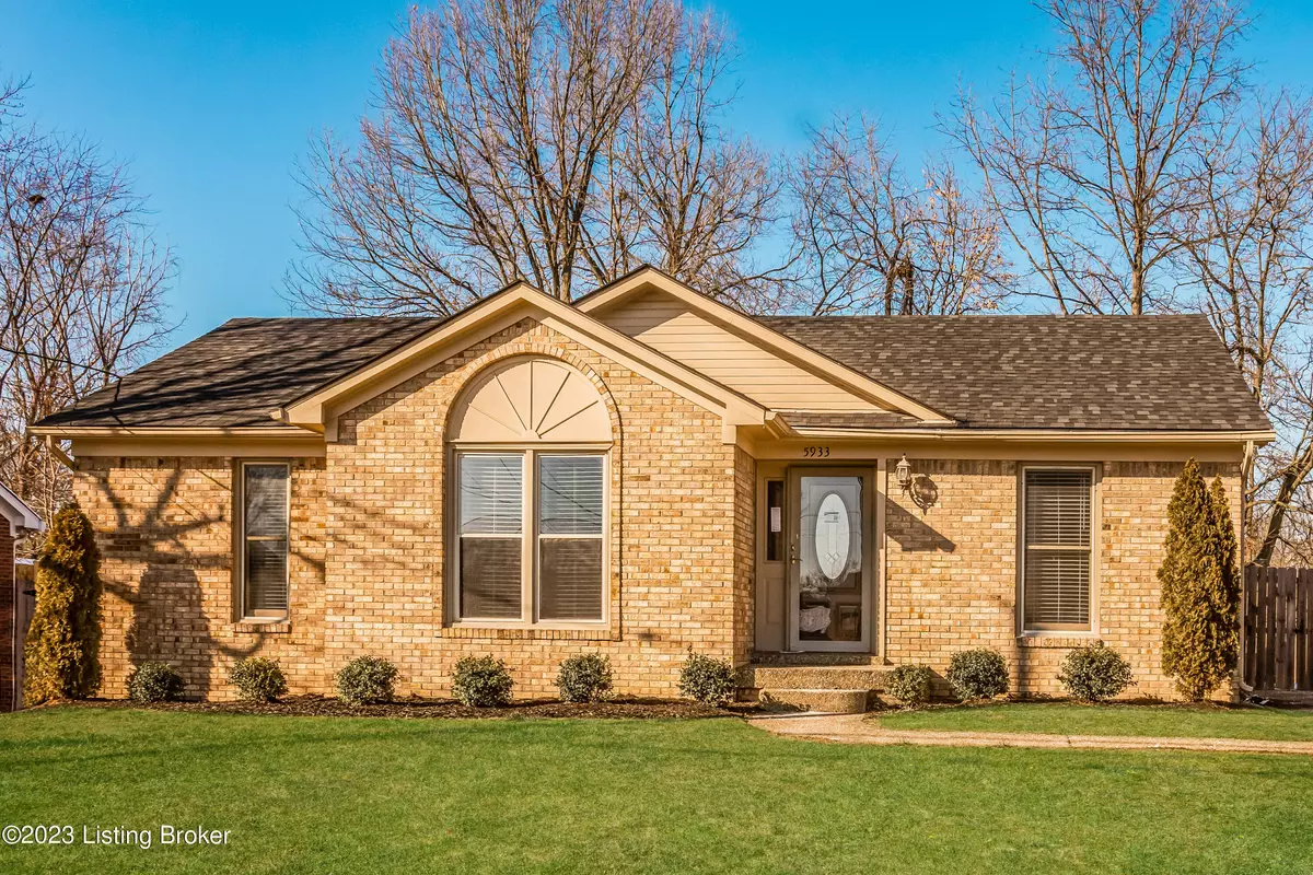 Louisville, KY 40229,5933 Midnight Ln