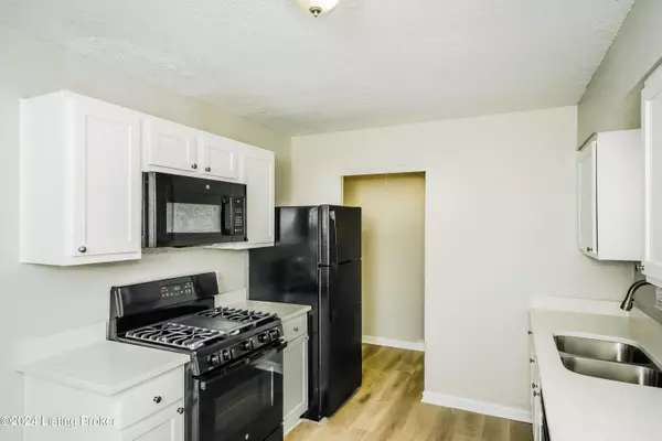 Louisville, KY 40218,5304 Rural WAY