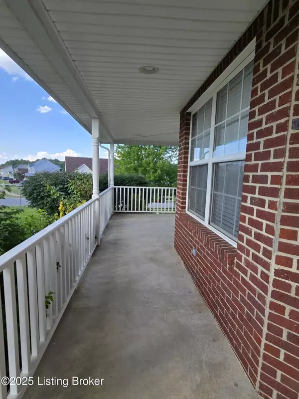 Elizabethtown, KY 42701,617 Wind Brook Dr