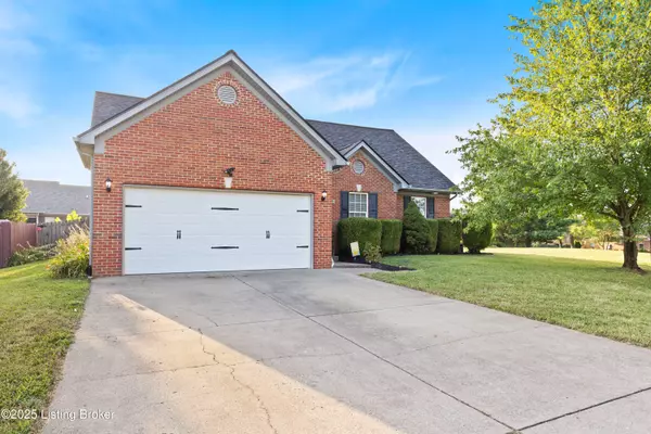 3000 squire Cir, Shelbyville, KY 40065