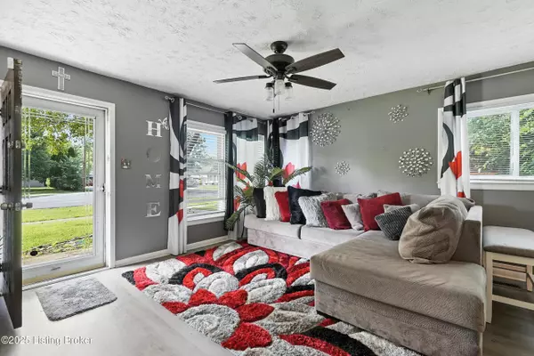 Louisville, KY 40220,3119 Dell Brooke Ave