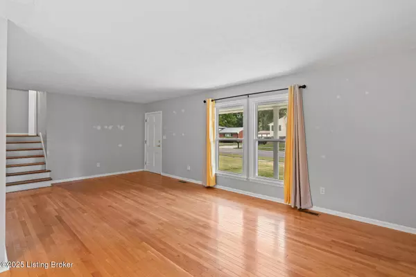 Louisville, KY 40242,9204 Glover Ln