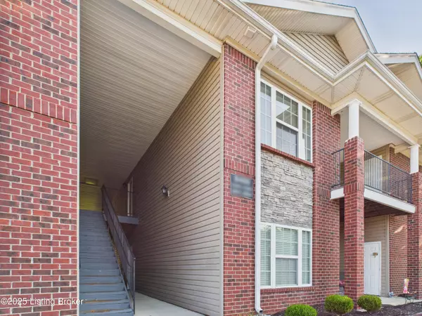 9400 Clubview Dr #202,  Louisville,  KY 40291