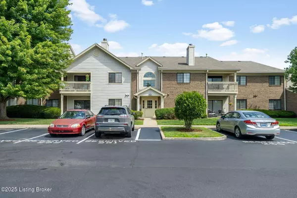 Louisville, KY 40299,3905 Yardley Ct #UNIT 205