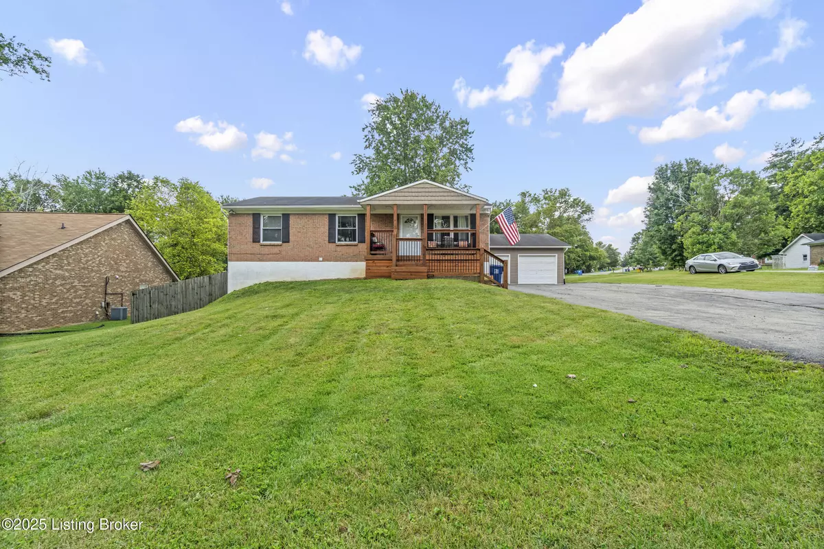 Pewee Valley, KY 40056,6806 Village Green Blvd