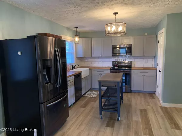 Eminence, KY 40019,1625 Jackson Rd