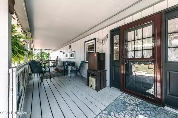Mcdaniels, KY 40152,498 Rainbow Knob Ln