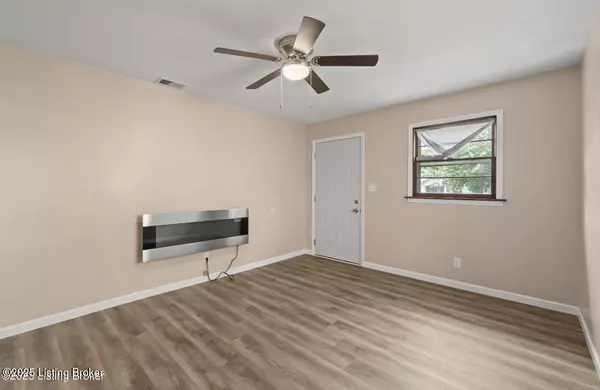 Louisville, KY 40211,3322 Virginia Ave