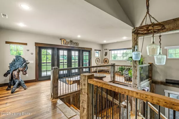 Madison, IN 47250,302 S Zoar Church Rd