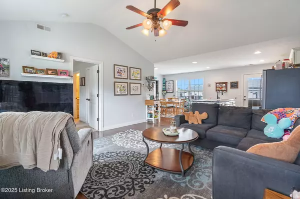 Shepherdsville, KY 40165,951 Tecumseh Dr