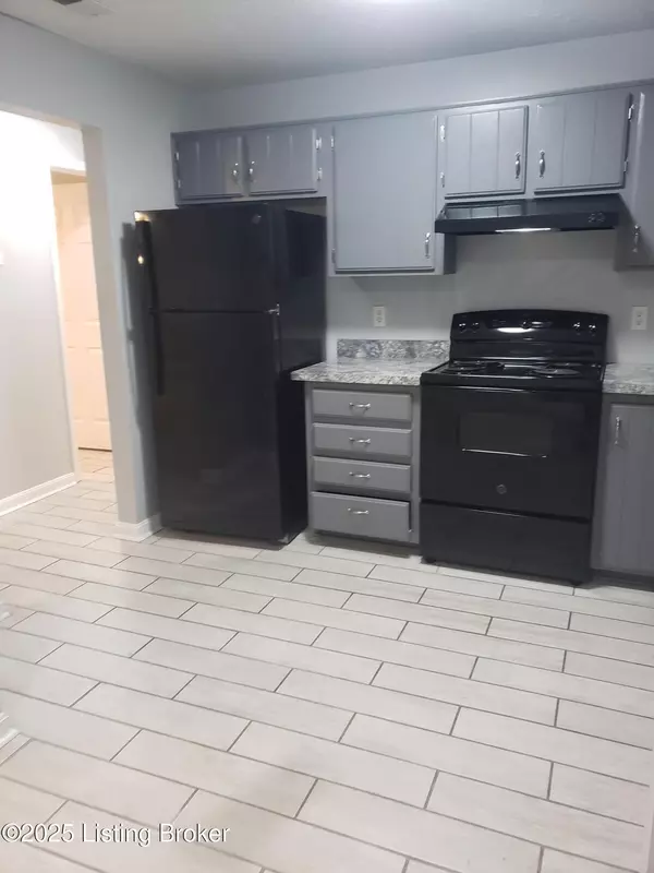 Louisville, KY 40214,4406 S Brook St #31