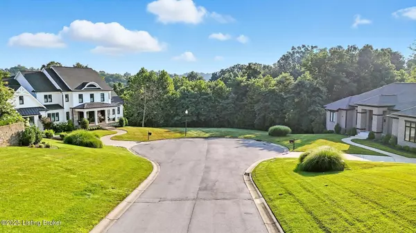 Louisville, KY 40222,6710 Glen Springs Ct