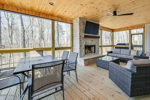 Clarkson, KY 42726,195 Vivienne TRCE