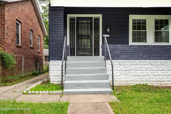 Louisville, KY 40211,4227 Grand Ave
