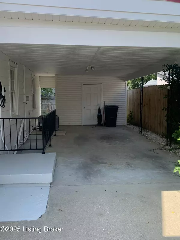 Elizabethtown, KY 42701,206 Terry Ct
