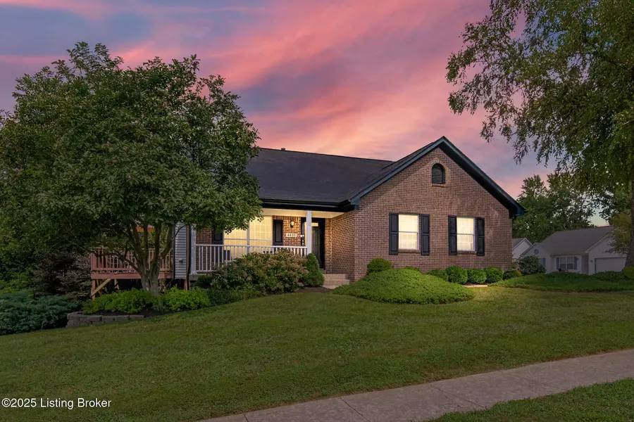 4830 Wooded Oak Cir, Louisville, KY 40245