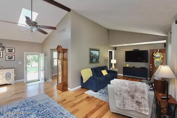 Georgetown, IN 47122,2125 Cherry Cir