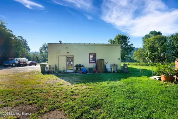 Brooks, KY 40109,4512 Knob Creek Rd