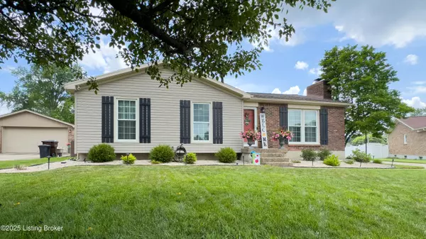 8304 McKenna WAY,  Louisville,  KY 40291