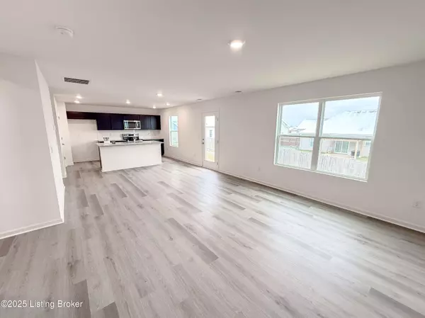 Elizabethtown, KY 42701,104 Wild WAY