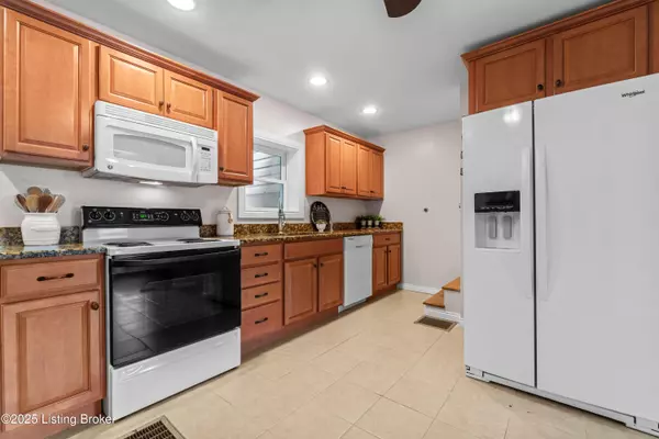 Louisville, KY 40213,4139 Monroe Ave