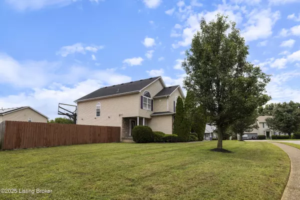 Louisville, KY 40219,7824 Lariat Rd