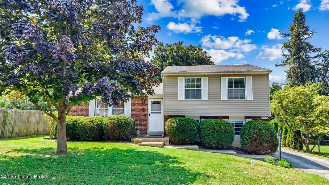 4014 Northumberland Dr, Louisville, KY 40245
