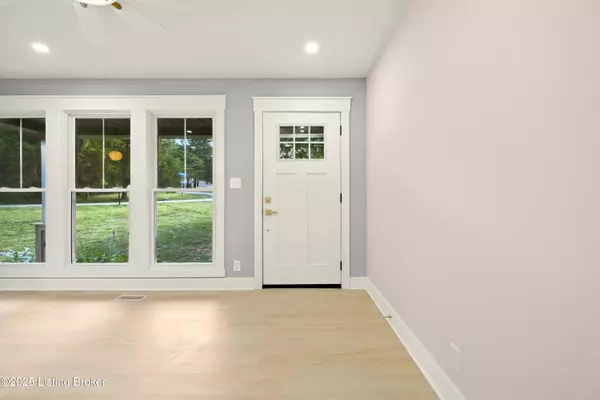 La Grange, KY 40031,1832 Bass Cir