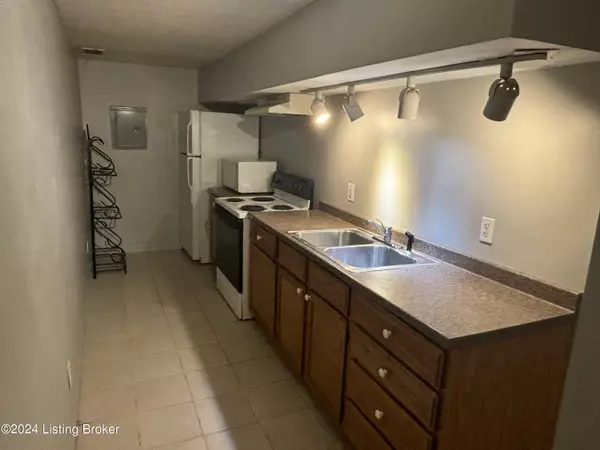 New Albany, IN 47150,1201 Dewey St #5