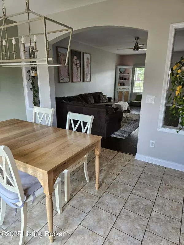 Vine Grove, KY 40175,226 Sangria Dr