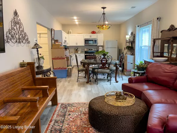 La Grange, KY 40031,809 Rosemary Ln