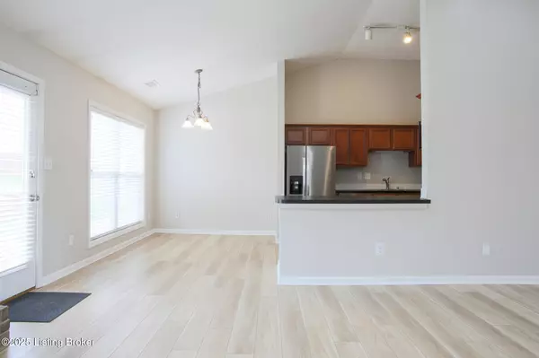 Louisville, KY 40241,4916 Honeylore Ct