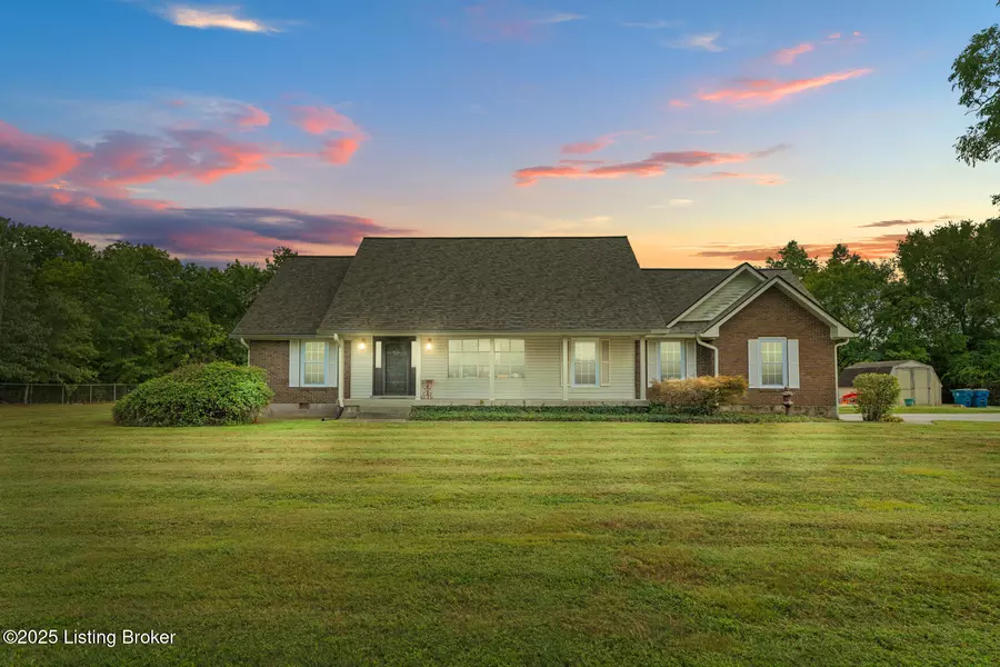 358 Westside Dr, Shepherdsville, KY 40165