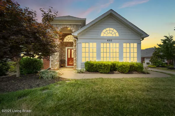 4315 Ivy Crest Cir, Louisville, KY 40241