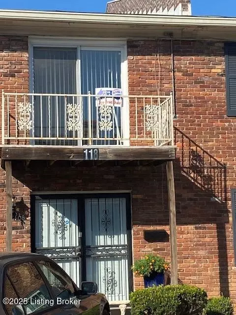 Louisville, KY 40218,1926 Goldsmith Ln #118