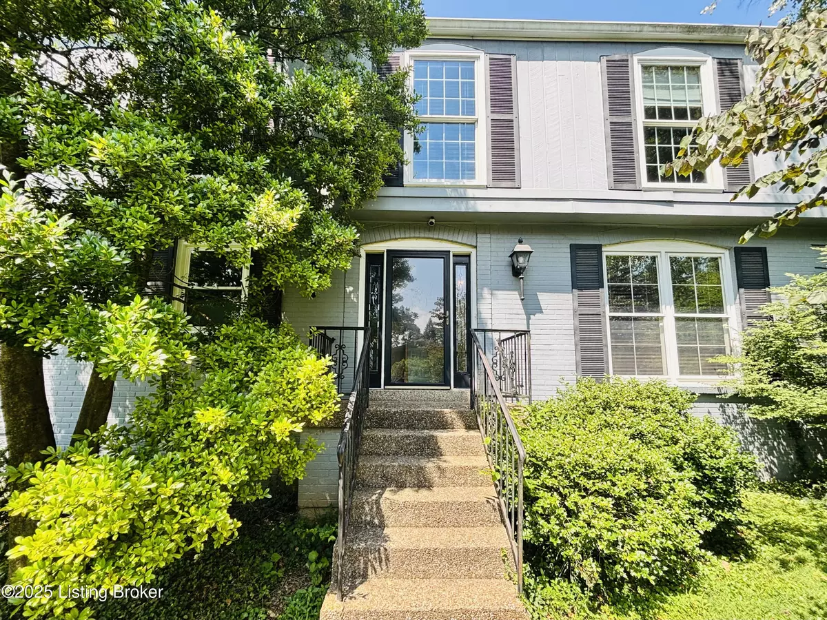 Louisville, KY 40241,7005 Green Spring Dr