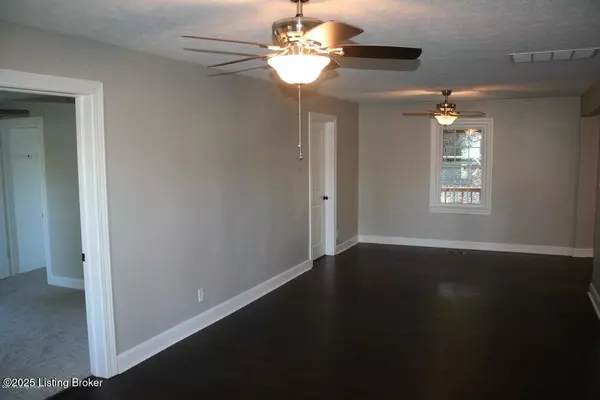 Louisville, KY 40204,1302 Schiller Ave