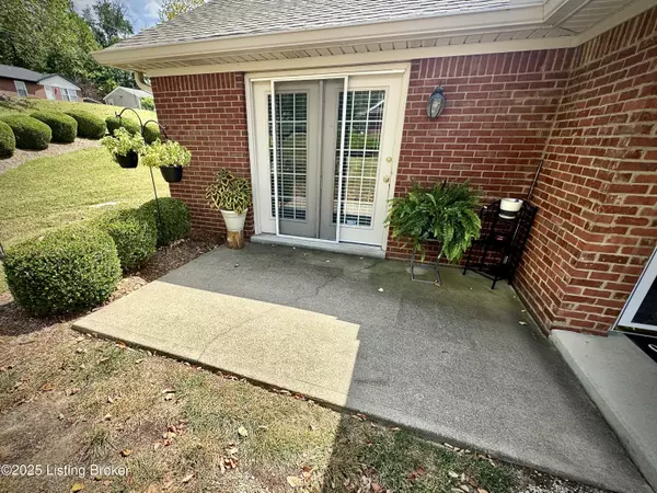 Louisville, KY 40272,9231 Hawthorne Pointe Dr