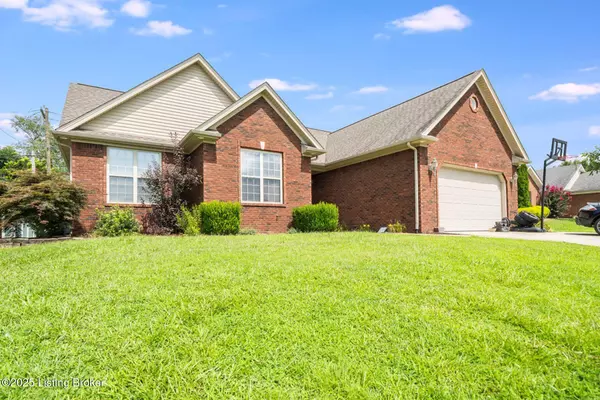 205 Saddleback Dr, Charlestown, IN 47111