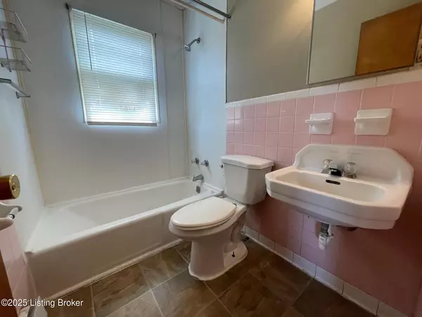 New Albany, IN 47150,2032 Culbertson Ave #5