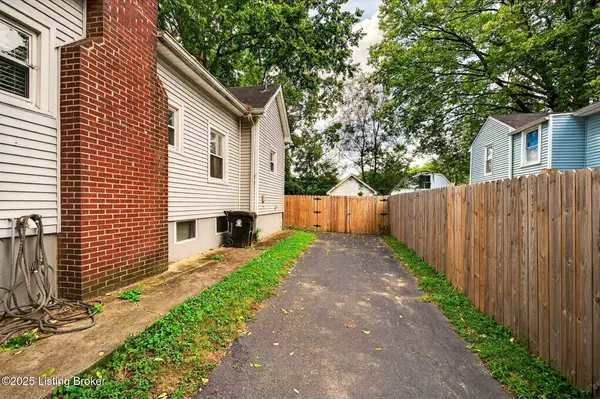 Louisville, KY 40208,1050 Euclid Ave