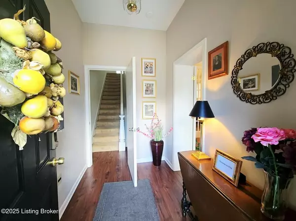 Louisville, KY 40203,1516 W Chestnut St